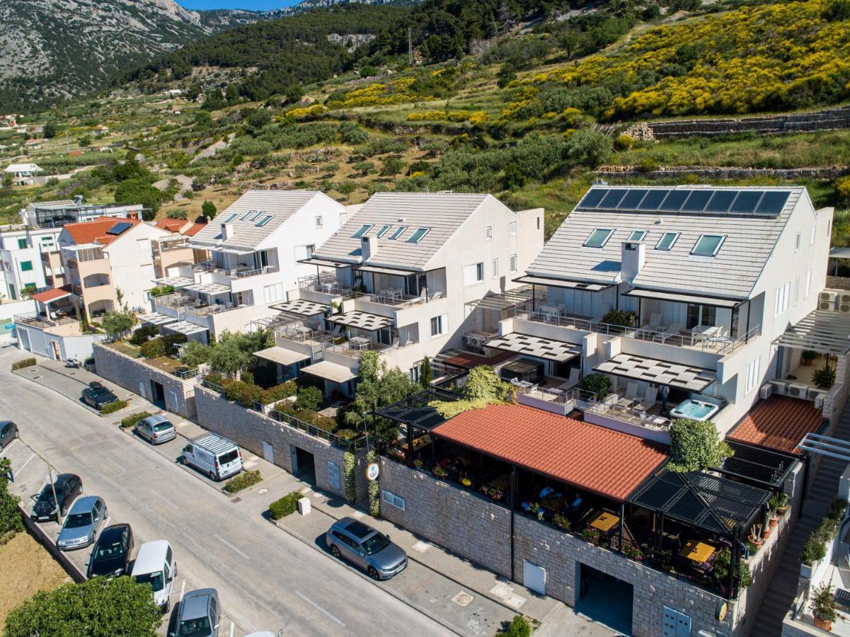 Apartments Villa Azzurra Bol Esterno foto
