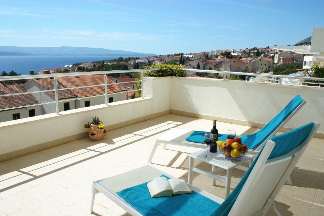 Apartments Villa Azzurra Bol Esterno foto