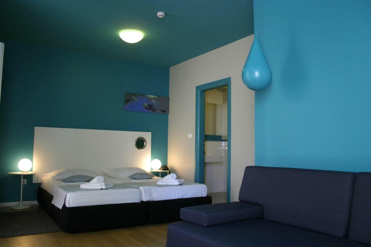 Apartments Villa Azzurra Bol Esterno foto
